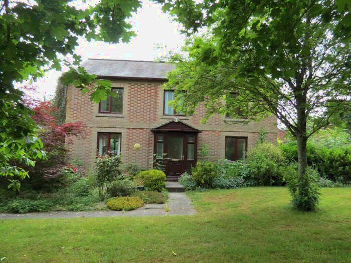 4 Bedroom Detached House To Rent In Middlemass Green, Pewsey, SN9