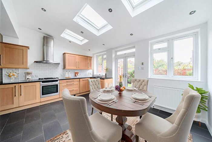 3 Bedroom End Of Terrace House For Sale In Tulsemere Road, London, SE27