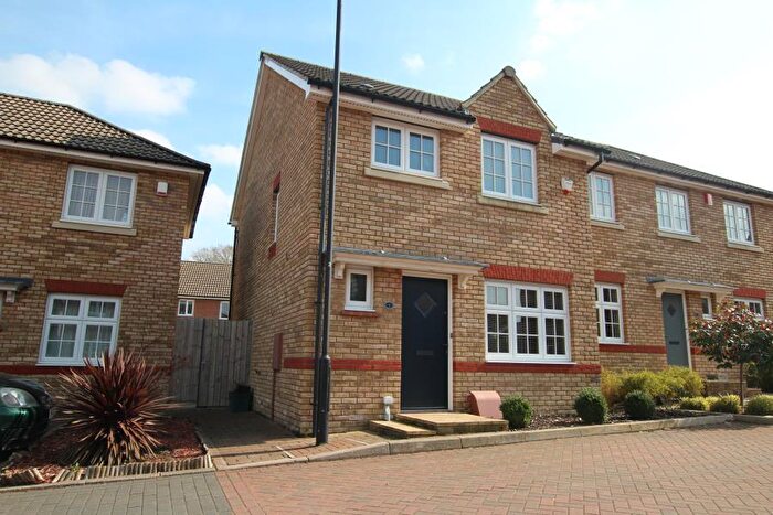3 Bedroom Semi-Detached House To Rent In Lowry Grove - Cheswick Village, BS16