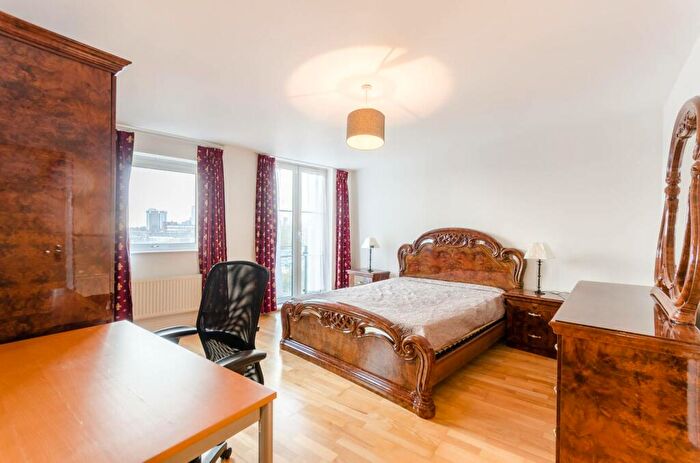 2 Bedroom Flat To Rent In Palgrave Gardens, Marylebone, London, NW1
