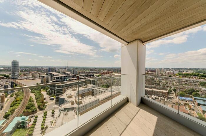 3 Bedroom Flat To Rent In Chelsea Creek, Chelsea Creek, London, SW6