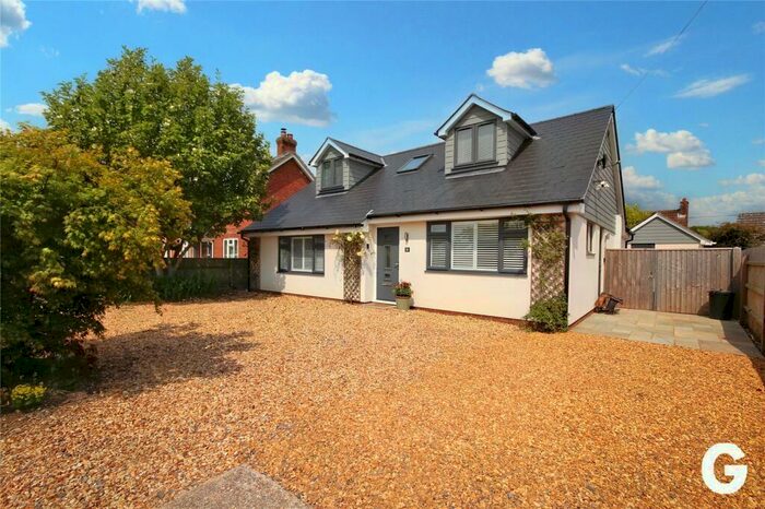 4 Bedroom Detached House To Rent In Fairlie, Ringwood, BH24