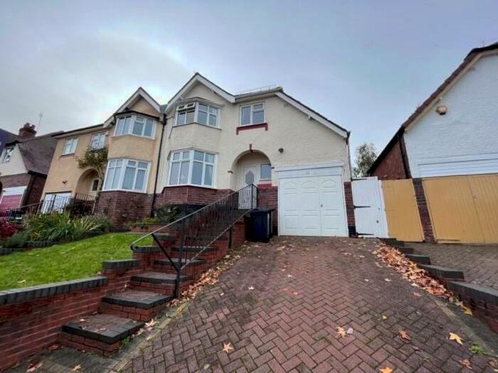 4 Bedroom House To Rent In Pereira Road, Birmingham, B17