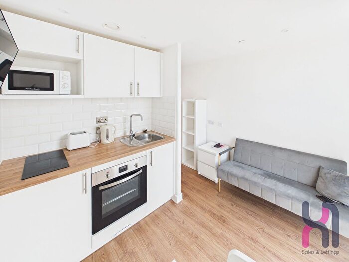 Studio To Rent In Frederick Road, Salford, M6