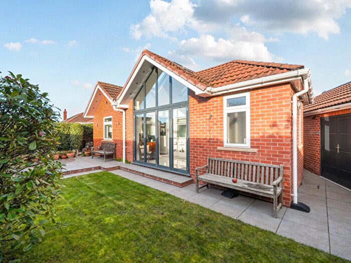 3 Bedroom Bungalow For Sale In Manor Road, Ossett, West Yorkshire, WF5