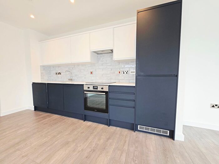 2 Bedroom Flat To Rent In High Meads, Harrow, HA1