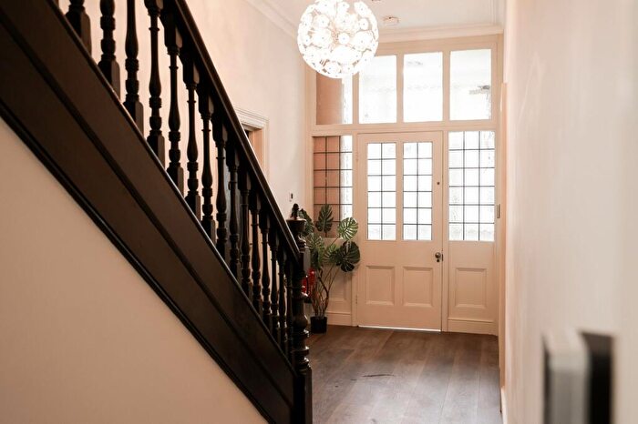 Studio To Rent In Bath Road, Bristol, BS4