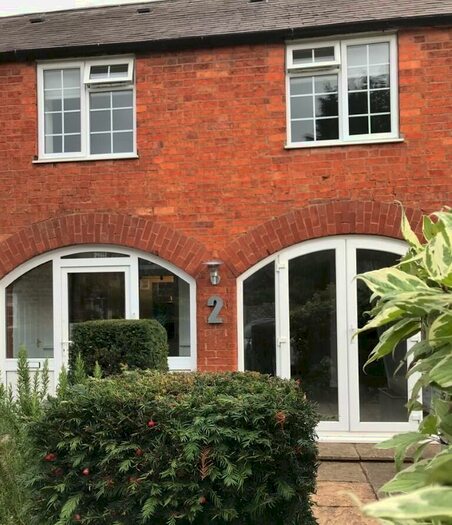 2 Bedroom Terraced House To Rent In Westhorpe Mews, NN11