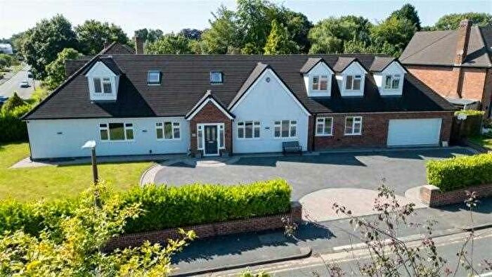 5 Bedroom Detached House To Rent In Yewhurst Road, Solihull, B91