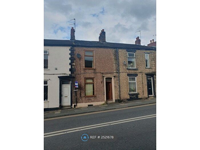 2 Bedroom Terraced House To Rent In Wakefield Road, Stalybridge, SK15