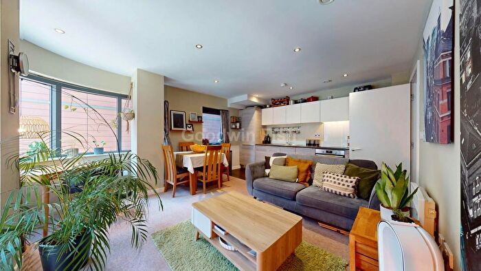 2 Bedroom Flat For Sale In Nuovo Apartments, Great Ancoats Street, Ancoats, M4