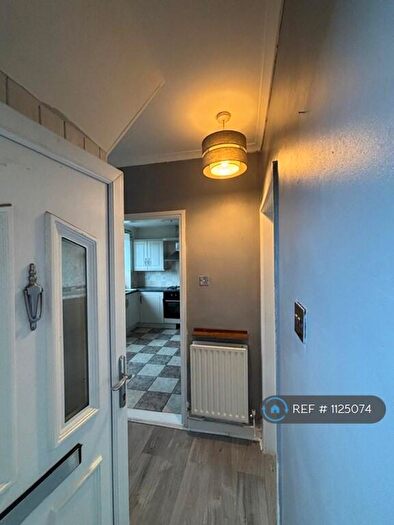 3 Bedroom End Of Terrace House To Rent In Maesglas Road, Newport, NP20