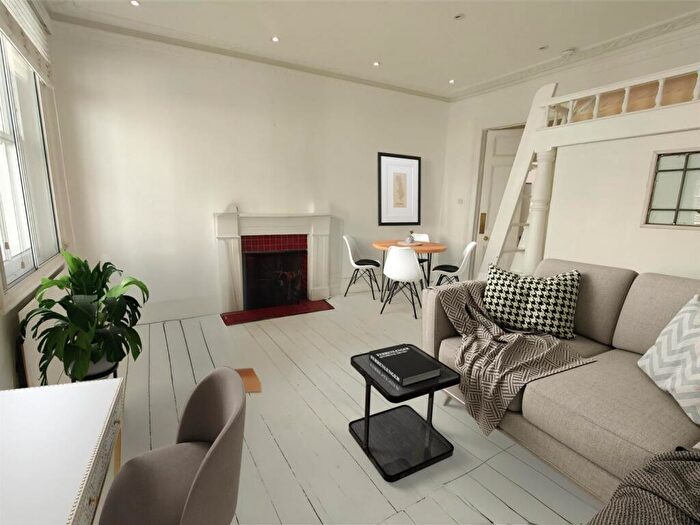 Studio To Rent In Belsize Village, , Belsize Park, NW3