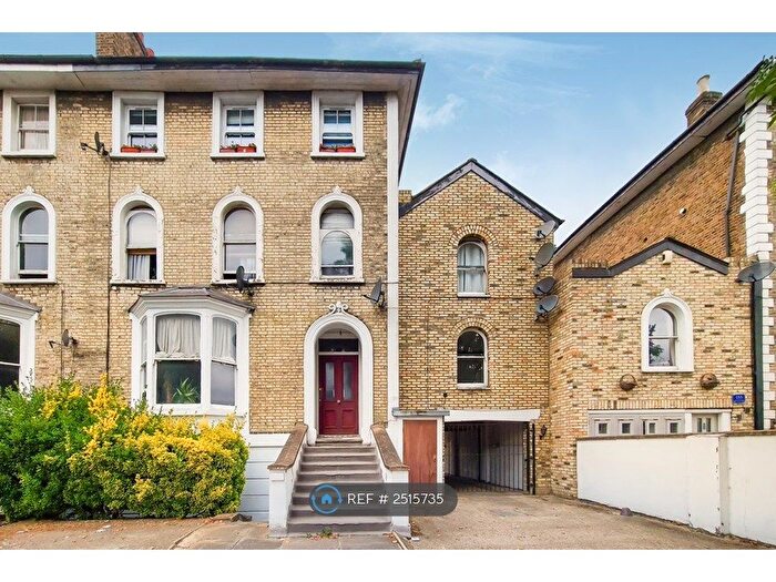 1 Bedroom Flat To Rent In Merton Road, London, SW19