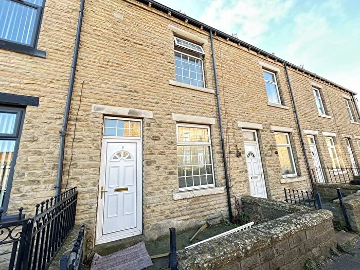 2 Bedroom Terraced House To Rent In Dawson Place, Bradford, BD4