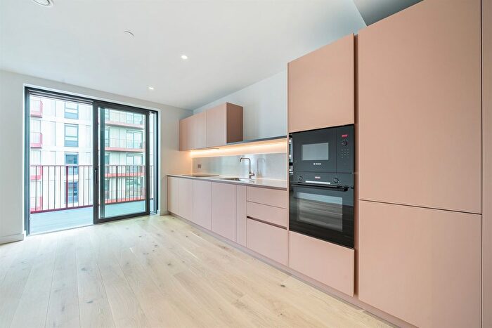 Studio To Rent In Peninsula Gardens, East Parkside, Lower Riverside, Greenwich Peninsula, SE10