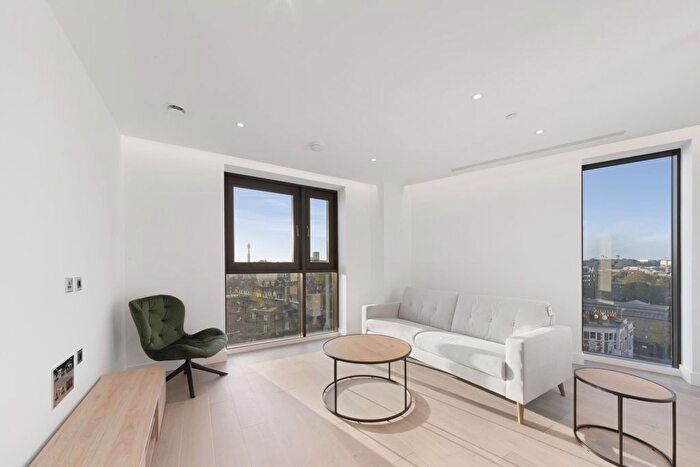 2 Bedroom Flat To Rent In Manuscript Court, Paragon Square, London, WC1X