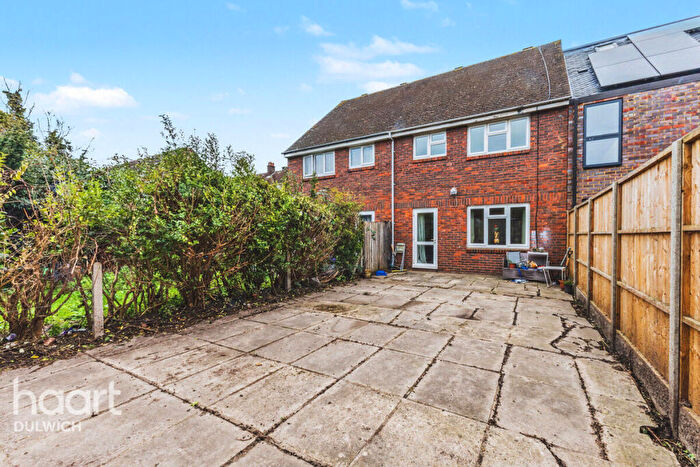 3 Bedroom Terraced House For Sale In Radnor Road, London, SE15