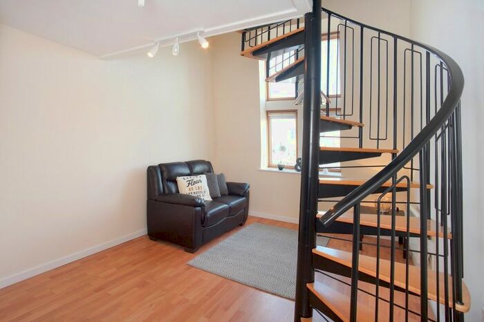 1 Bedroom Flat To Rent In Queen Street, Leicester, LE1