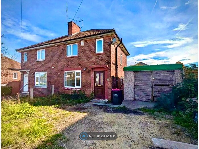 3 Bedroom Semi-Detached House To Rent In Shelley Drive, Rotherham, S65