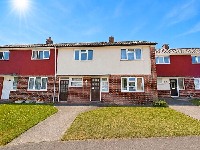 2 Bedroom Terraced House For Sale In Chale Close, Gosport, PO13