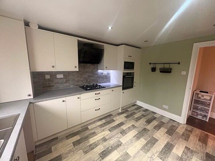 2 Bedroom Flat To Rent In Joel Lane, Hyde, Greater Manchester, SK14