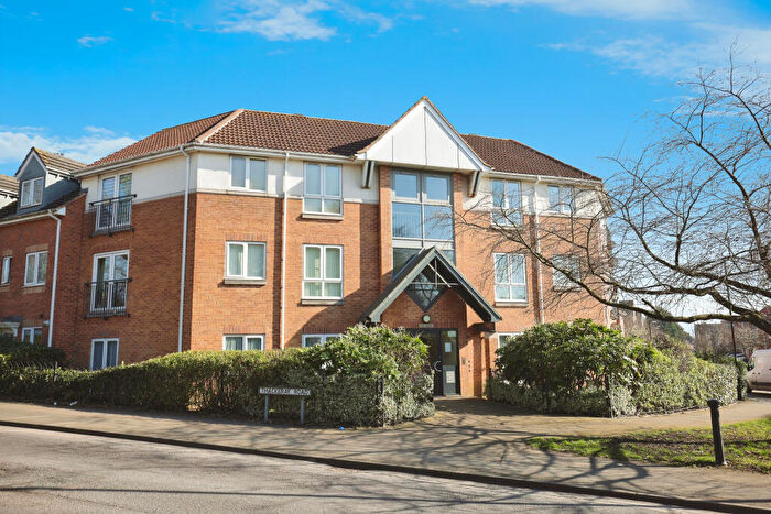 2 Bedroom Flat To Rent In Enid Court, CV2