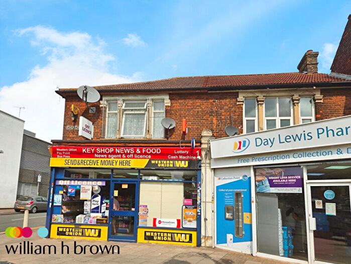 2 Bedroom Apartment To Rent In Church Street, Dagenham, RM10