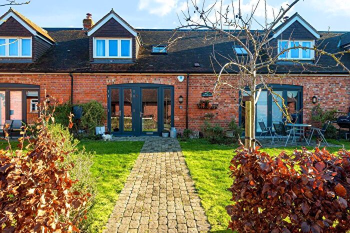 4 Bedroom Cottage To Rent In James Lane, Grazeley Green, RG7