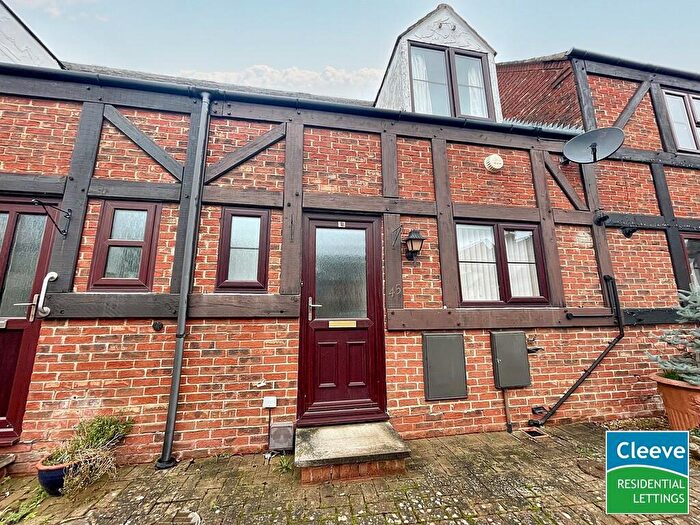 3 Bedroom Terraced House To Rent In Furlong Lane, GL52