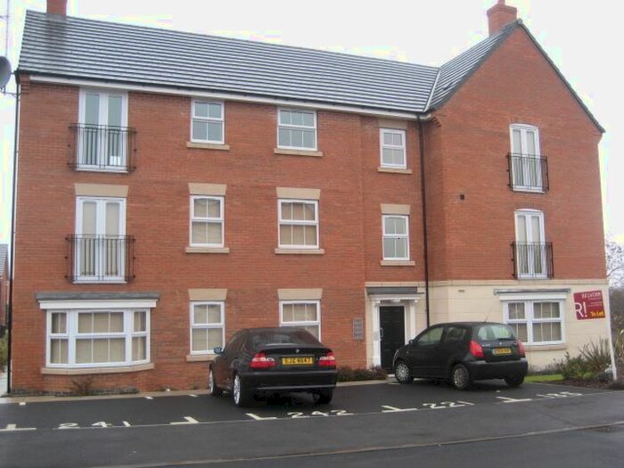 2 Bedroom Flat To Rent In Padside Close, Hamilton, Leicester, LE5