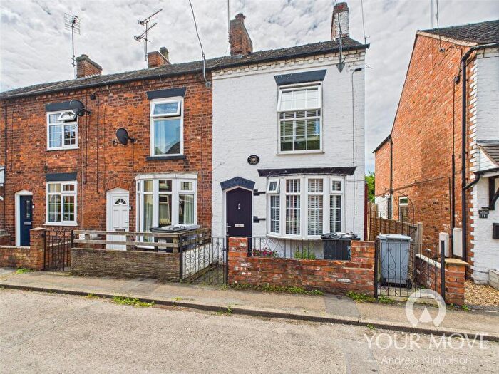 2 Bedroom End Of Terrace House To Rent In Osborne Grove, Shavington, Crewe, Cheshire, CW2