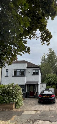 3 Bedroom Semi-Detached House To Rent In Sylvia Avenue, Hatch End, Pinner, HA5