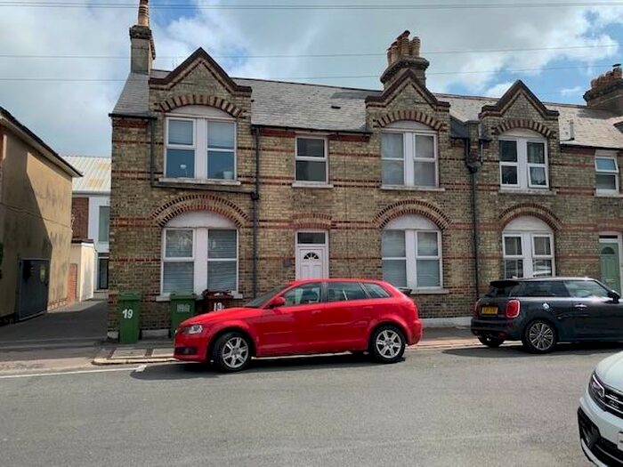 8 Bedroom Detached House To Rent In Commercial Road, Eastbourne, BN21