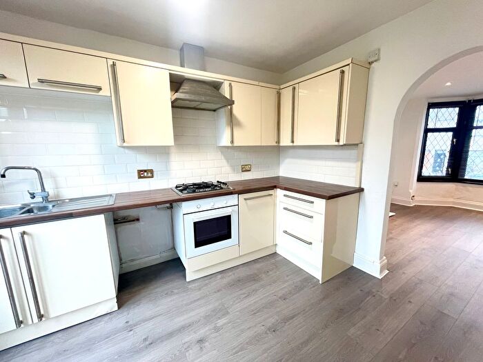 2 Bedroom Terraced House To Rent In Lilac Avenue, Coventry, CV6