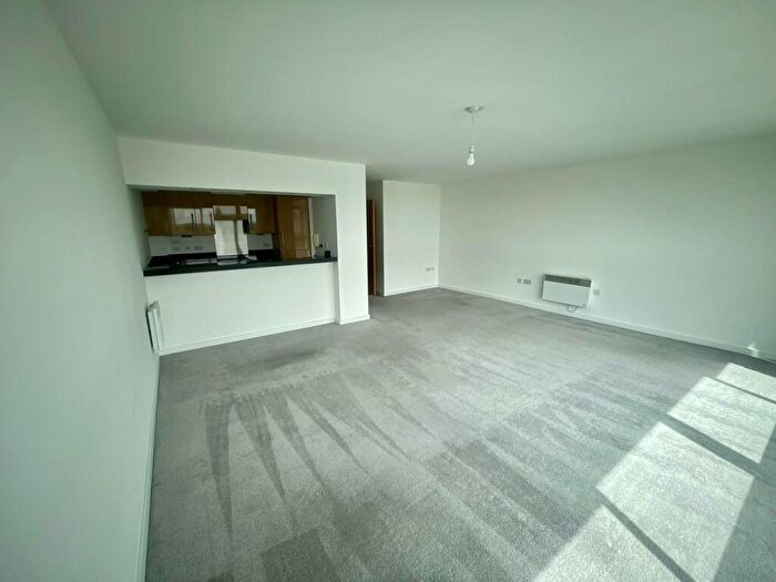 2 Bedroom Apartment To Rent In River Crescent, Waterside Way, NG2