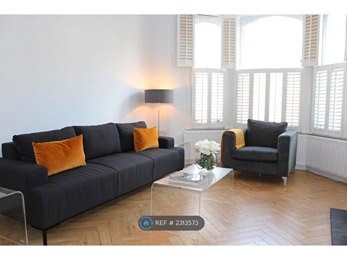 6 Bedroom Terraced House To Rent In Corrance Road, London, SW2