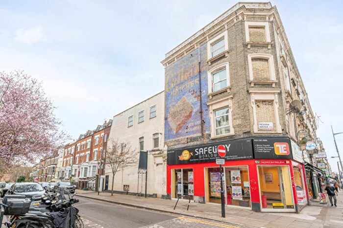 Studio To Rent In Kilburn High Road, Kilburn, London, NW6