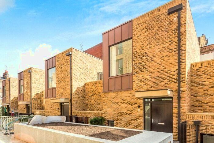 3 Bedroom Terraced House To Rent In Hand Axe Yard, King's Cross, London, WC1X