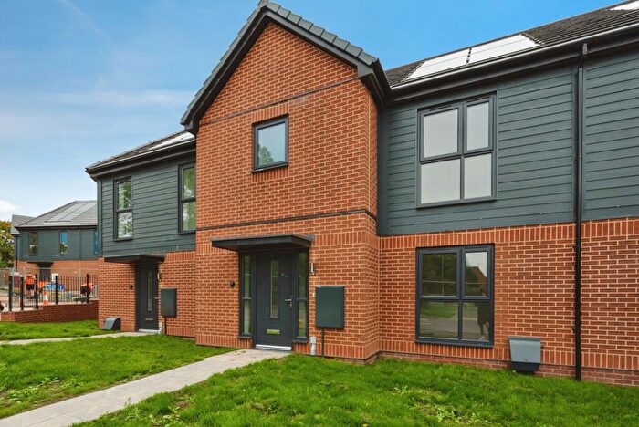 3 Bedroom Terraced House For Sale In St Gregory's, Winyates Way, Redditch, Worcestershire, B98
