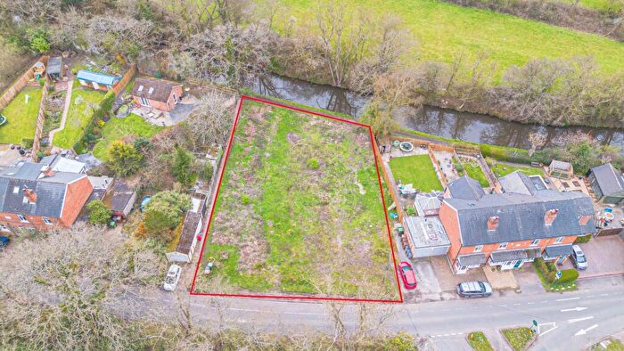 Land For Sale In Illshaw Heath Road, Hockley Heath, B94