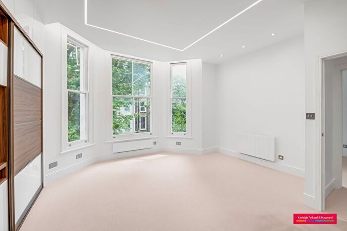 1 Bedroom Flat To Rent In Russell Road, London, W14