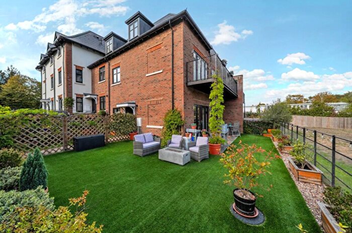 3 Bedroom Duplex For Sale In Connaught House, London Road, Bagshot, Surrey, GU19