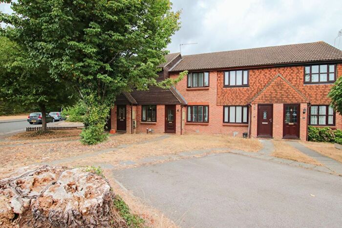 2 Bedroom Terraced House For Sale In Mendip Road, Bracknell, RG12