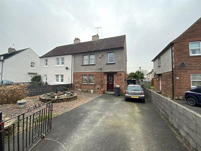 3 Bedroom Semi Detached House For Sale In Lincluden Road, Dumfries, DG2