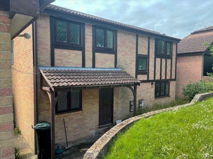 4 Bedroom Detached House To Rent In Hunton Gardens, Canterbury, CT2