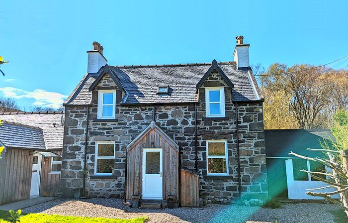 3 Bedroom Detached House For Sale In Branault, Achateny, Acharacle, PH36