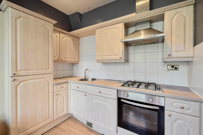 1 Bedroom Flat To Rent In Mason Street London, SE17
