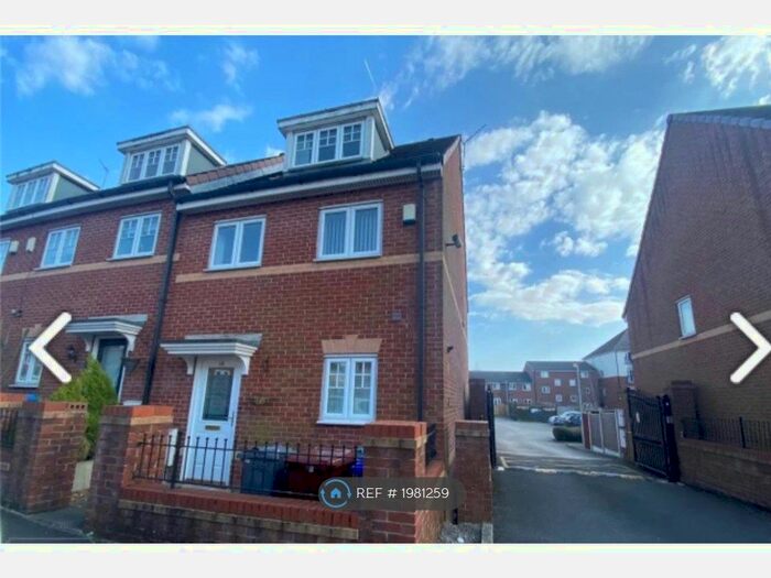 3 Bedroom Terraced House To Rent In Kilmaine Avenue, Manchester, M9