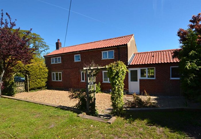 3 Bedroom Cottage To Rent In Common Road, Skeyton, Norfolk, NR10